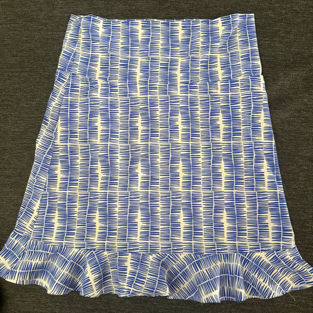 Ellie Kai Royal Blue & White  Ruffle Hem Skirt made of swim material. Women’s S - Picture 5 of 13